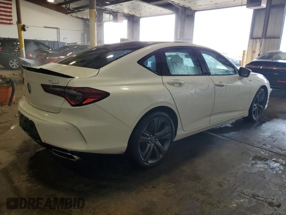 2022 Acura TLX w/A-Spec Package with VIN 19UUB5F59NA002022, listed as a Copart auction lot 59362675 with 43,724 mi miles and Salvage title. Bid and sale history available at DreamBid. Image 3.