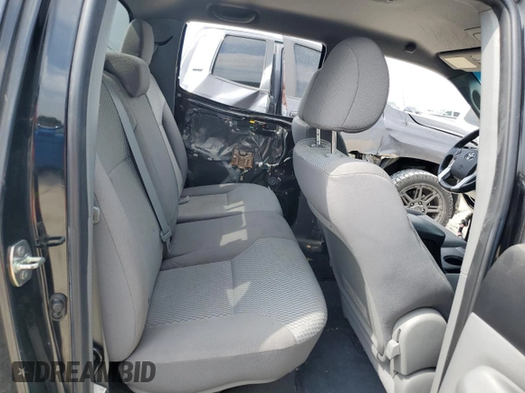 2014 Toyota Tacoma PreRunner with VIN 3TMJU4GN4EM158265, listed as a Copart auction lot 51460345 with 125,791 mi miles and Salvage title. Bid and sale history available at DreamBid. Image 10.