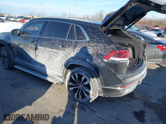 2021 Volkswagen Atlas SEL Premium R-Line z VIN 1V2FE2CA1MC213201, wystawiony jako IAAI lot #41316986 z przebiegiem 36 600 mil mil oraz . Historia ofert i sprzedaży dostępna na DreamBid. Obrazek 3.