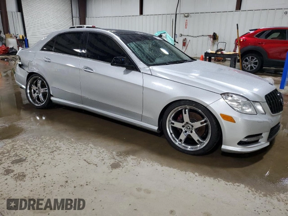 2013 Mercedes-Benz E 350 Luxury with VIN WDDHF8JB2DA756306, listed as a Copart auction lot 62992685 with 144,985 mi miles and Salvage title. Bid and sale history available at DreamBid. Image 4.