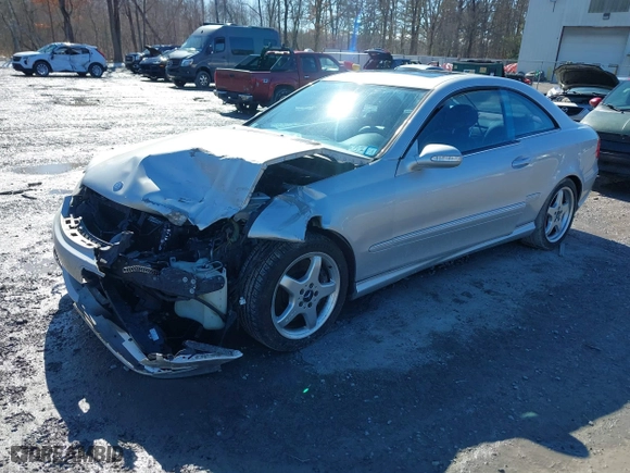 2003 Mercedes-Benz CLK-Class 5.0L with VIN WDBTJ75J03F059702, listed as a IAAI auction lot 41687017 with 185,854 mi miles. Bid and sale history available at carsss.com. Image 17.