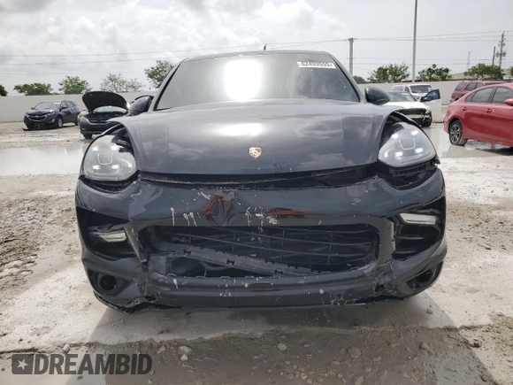 2016 Porsche Cayenne с VIN WP1AA2A20GLA11522, выставлен на аукционе Copart как лот 62493555 с пробегом 43 757 миль миль и Списание • Salvage title. История ставок и продаж доступна на DreamBid. Изображение 5.