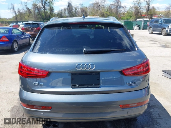 2017 Audi Q3 Premium Plus z VIN WA1JCCFS5HR003127, wystawiony jako IAAI lot #42060877 z przebiegiem 78 881 mil mil oraz . Historia ofert i sprzedaży dostępna na DreamBid. Obrazek 16.