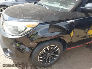2019 Kia Soul with VIN KNDJN2A28K7684291, listed as a IAAI auction lot 41936705 with 140,653 mi miles. Bid and sale history available at carsss.com. Image 6.