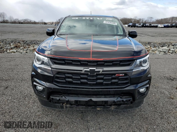 2022 Chevrolet Colorado 4WD Z71 z VIN 1GCGTDEN8N1330939, wystawiony jako Copart lot #47436595 z przebiegiem 26 579 mil mil oraz Szkoda całkowita • Salvage title. Historia ofert i sprzedaży dostępna na DreamBid. Obrazek 5.