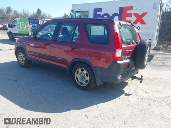 2005 Honda CR-V LX with VIN SHSRD78575U329221, listed as a IAAI auction lot 42133342 with 266,424 mi miles. Bid and sale history available at carsss.com. Image 3.