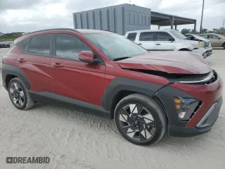 2024 Hyundai Kona SEL with VIN KM8HB3AB7RU104064, listed as a Copart auction lot 47754575 with 5,884 mi miles and Non Repairable. Bid and sale history available at carsss.com. Image 4.