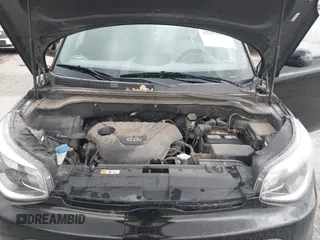 2015 Kia Soul z VIN KNDJN2A29F7763328, wystawiony jako IAAI lot #42151996 z przebiegiem 119 612 mil mil oraz . Historia ofert i sprzedaży dostępna na DreamBid. Obrazek 10.