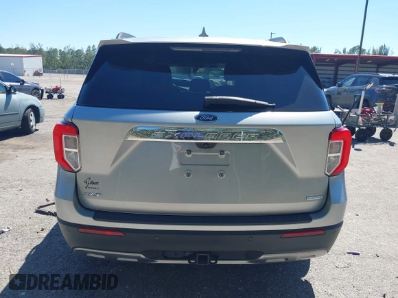2020 Ford Explorer XLT with VIN 1FMSK7DHXLGC75846, listed as a IAAI auction lot 41779716 with 47,693 mi miles. Bid and sale history available at carsss.com. Image 16.