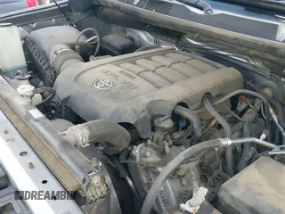 2019 Toyota Tundra SR with VIN 5TFUY5F14KX827114, listed as a IAAI auction lot 43102363 with 121,290 mi miles and . Bid and sale history available at DreamBid. Image 19.