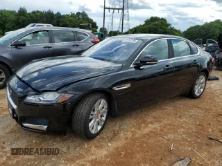 2017 Jaguar XF 35t Premium z VIN SAJBD4BV5HCY30563, wystawiony jako Copart lot #57244705 z przebiegiem 78 641 mil mil oraz Szkoda całkowita • Salvage title. Historia ofert i sprzedaży dostępna na DreamBid. Obrazek 1.