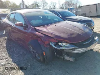 2015 Chrysler 200 S with VIN 1C3CCCBB2FN533858, listed as a IAAI auction lot 41877267 with 85,402 mi miles and . Bid and sale history available at carsss.com. Image 1.