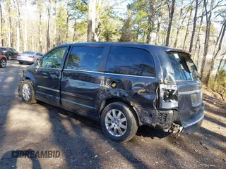2013 Chrysler Town & Country Touring z VIN 2C4RC1BG1DR720868, wystawiony jako IAAI lot #41565277 z przebiegiem 345 241 mil mil oraz . Historia ofert i sprzedaży dostępna na DreamBid. Obrazek 3.