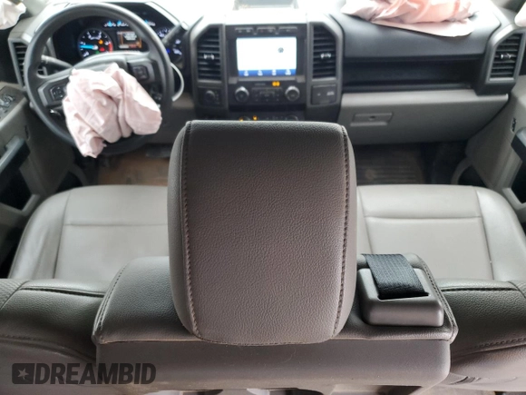 2022 Ford F-350 XL with VIN 1FT8W3DT5NEC61142, listed as a Copart auction lot 44922775 with 132,348 mi miles and Salvage Title. Bid and sale history available at DreamBid. Image 8.