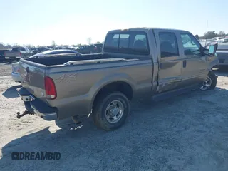 2002 Ford Super Duty F-250 XL with VIN 1FTNW21F02EA71756, listed as a IAAI auction lot 41770330 with 350,072 mi miles. Bid and sale history available at carsss.com. Image 4.