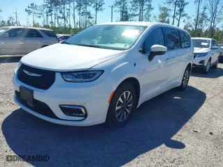 2023 Chrysler Pacifica Hybrid Touring L with VIN 2C4RC1L7XPR541005, listed as a IAAI auction lot 41860806 with 46,741 mi miles. Bid and sale history available at carsss.com. Image 2.