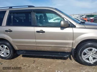 2004 Honda Pilot EX with VIN 2HKYF18574H578967, listed as a IAAI auction lot 41622715 with 150,803 mi miles. Bid and sale history available at carsss.com. Image 13.