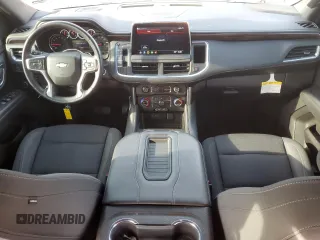 2021 Chevrolet Tahoe LS z VIN 1GNSCMKD6MR423990, wystawiony jako Copart lot #42576475 z przebiegiem 44 908 mil mil oraz Czysty tytuł • Clean title. Historia ofert i sprzedaży dostępna na DreamBid. Obrazek 8.