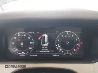 2018 Land Rover Range Rover Velar R-Dynamic SE с VIN SALYL2RX2JA722743, выставлен на аукционе IAAI как лот 42176169 с пробегом 70 192 миль миль и . История ставок и продаж доступна на DreamBid. Изображение 7.