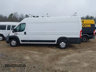 2019 Ram ProMaster Cargo with VIN 3C6URVJG7KE543895, listed as a IAAI auction lot 41524135 with 93,150 mi miles and . Bid and sale history available at DreamBid. Image 14.