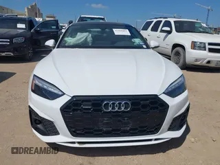 2025 Audi A5 Sportback S line Premium z VIN WAUDACF5XSA009799, wystawiony jako IAAI lot #42460461 z przebiegiem 13 011 mil mil oraz . Historia ofert i sprzedaży dostępna na DreamBid. Obrazek 12.