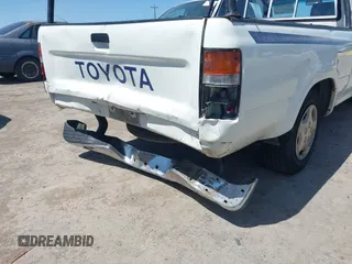 1993 Toyota Pickup DLX with VIN JT4RN93P4P5086920, listed as a IAAI auction lot 42033875 with 329,248 mi miles and . Bid and sale history available at DreamBid. Image 12.