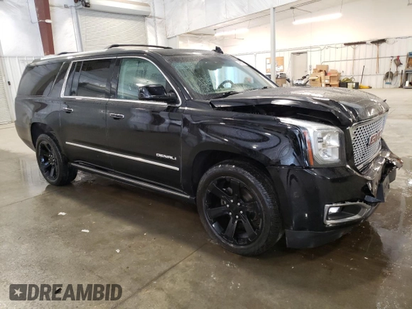 2017 GMC Yukon XL Denali with VIN 1GKS2HKJ6HR241838, listed as a Copart auction lot 48692705 with 113,141 mi miles and Salvage Title. Bid and sale history available at carsss.com. Image 4.