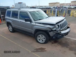 2016 Jeep Patriot Sport z VIN 1C4NJPBA7GD621756, wystawiony jako IAAI lot #41460446 z przebiegiem 78 085 mil mil oraz . Historia ofert i sprzedaży dostępna na DreamBid. Obrazek 1.
