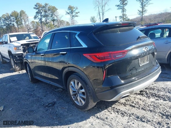 2021 Infiniti QX50 LUXE with VIN 3PCAJ5BA5MF114975, listed as a IAAI auction lot 41479978 with 57,368 mi miles. Bid and sale history available at carsss.com. Image 3.