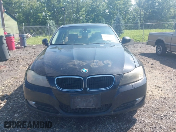2011 BMW 3 Series 328i xDrive with VIN WBAPK7C5XBF085225, listed as a IAAI auction lot 42534473 with 172,876 mi miles and . Bid and sale history available at DreamBid. Image 6.