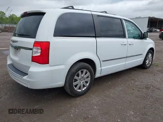 2014 Chrysler Town & Country Touring z VIN 2C4RC1BG4ER217613, wystawiony jako IAAI lot #42356408 z przebiegiem 218 906 mil mil oraz . Historia ofert i sprzedaży dostępna na DreamBid. Obrazek 4.
