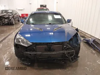 2016 Hyundai Genesis Coupe R-Spec z VIN KMHHU6KJ2GU134961, wystawiony jako IAAI lot #41902014 z przebiegiem 82 384 mil mil oraz . Historia ofert i sprzedaży dostępna na DreamBid. Obrazek 13.