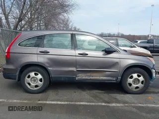 2011 Honda CR-V LX with VIN 5J6RE4H35BL003907, listed as a IAAI auction lot 41912952 with 116,607 mi miles. Bid and sale history available at carsss.com. Image 13.