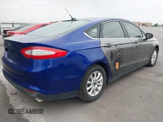 2015 Ford Fusion S with VIN 3FA6P0G71FR136550, listed as a IAAI auction lot 42163658 with 93,373 mi miles and . Bid and sale history available at DreamBid. Image 4.