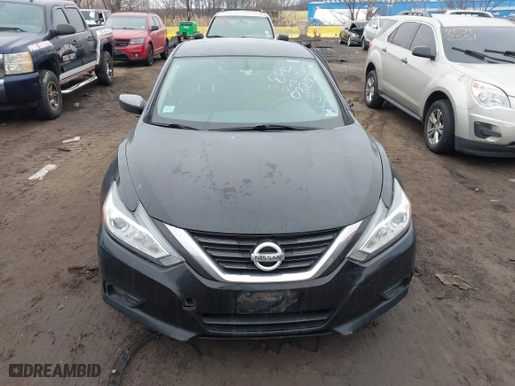 2018 Nissan Altima 2.5 SL with VIN 1N4AL3AP5JC208275, listed as a IAAI auction lot 41368381 with 203,439 mi miles. Bid and sale history available at carsss.com. Image 12.