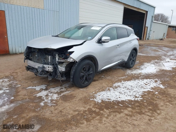 2020 Nissan Murano SV with VIN 5N1AZ2BS2LN104917, listed as a IAAI auction lot 41548553 with 148,142 mi miles. Bid and sale history available at carsss.com. Image 2.