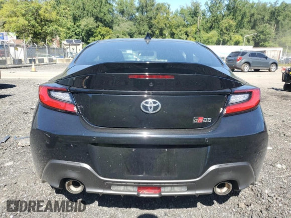 2024 Toyota GR86 Premium with VIN JF1ZNBE17R8756676, listed as a Copart auction lot 70077604 with 1,296 mi miles and Salvage Title. Bid and sale history available at carsss.com. Image 6.