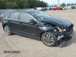 2018 Hyundai Elantra GT GL with VIN KMHH35LE2JU033988, listed as a Copart auction lot 73206974 with 52,642 mi miles and Clean Title. Bid and sale history available at carsss.com. Image 4.