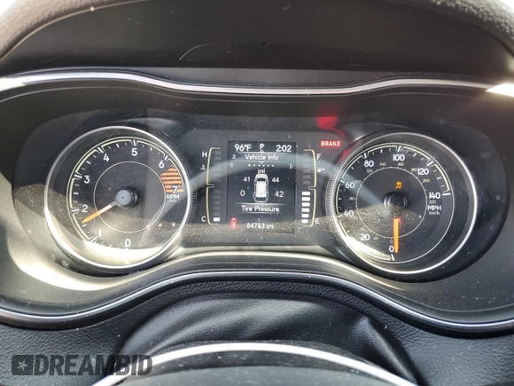 2020 Jeep Cherokee Latitude с VIN 1C4PJLCB0LD619317, выставлен на аукционе Copart как лот 52575625 с пробегом 84 753 миль миль и Списание • Salvage title. История ставок и продаж доступна на DreamBid. Изображение 9.