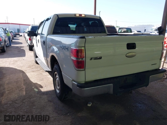 2011 Ford F-150 XL with VIN 1FTFW1EF6BFC15927, listed as a IAAI auction lot 42001814 with 368,162 mi miles and . Bid and sale history available at DreamBid. Image 3.