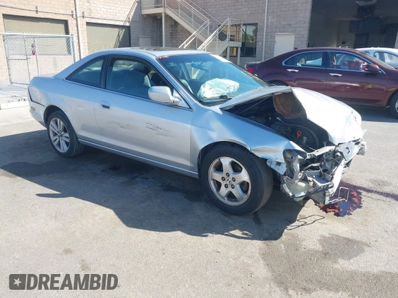 2000 Honda Accord EX z VIN 1HGCG2257YA010383, wystawiony jako IAAI lot #42278620 z przebiegiem 170 757 mil mil oraz . Historia ofert i sprzedaży dostępna na DreamBid. Obrazek 1.