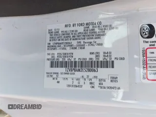 2014 Ford Mustang V6 с VIN 1ZVBP8AM2E5280063, выставлен на аукционе IAAI как лот 42364997 с пробегом 101 784 миль миль и . История ставок и продаж доступна на DreamBid. Изображение 9.