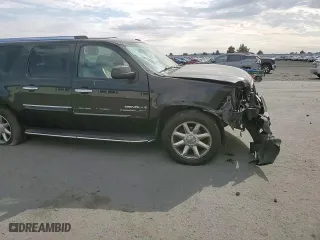 2007 GMC Yukon XL Denali with VIN 1GKFK66807J363315, listed as a Copart auction lot 71833834 with 196,483 mi miles and Salvage Title. Bid and sale history available at carsss.com. Image 12.