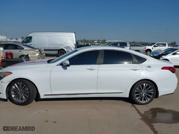 2015 Hyundai Genesis 3.8L with VIN KMHGN4JE4FU075055, listed as a IAAI auction lot 41678074 with 126,229 mi miles. Bid and sale history available at carsss.com. Image 14.