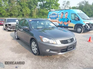 2010 Honda Accord EX-L z VIN 1HGCP3F8XAA028599, wystawiony jako IAAI lot #42403623 z przebiegiem 215 330 mil mil oraz . Historia ofert i sprzedaży dostępna na DreamBid. Obrazek 1.