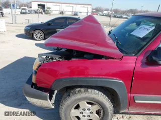 2005 Chevrolet Silverado 1500 LS with VIN 2GCEK13T551143145, listed as a IAAI auction lot 41775791 with 181,147 mi miles. Bid and sale history available at carsss.com. Image 18.