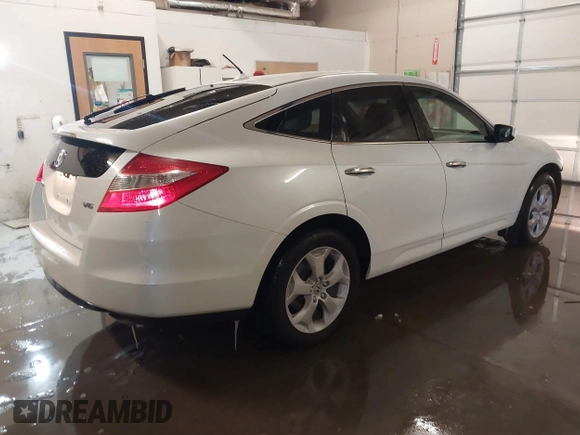 2012 Honda Crosstour EX-L with VIN 5J6TF2H57CL010853, listed as a IAAI auction lot 41507030 with 111,024 mi miles. Bid and sale history available at carsss.com. Image 4.