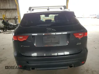 2019 Jaguar F-Pace 25t Prestige z VIN SADCK2FX6KA352301, wystawiony jako Copart lot #59012125 z przebiegiem 98 632 mil mil oraz Szkoda całkowita • Salvage title. Historia ofert i sprzedaży dostępna na DreamBid. Obrazek 6.