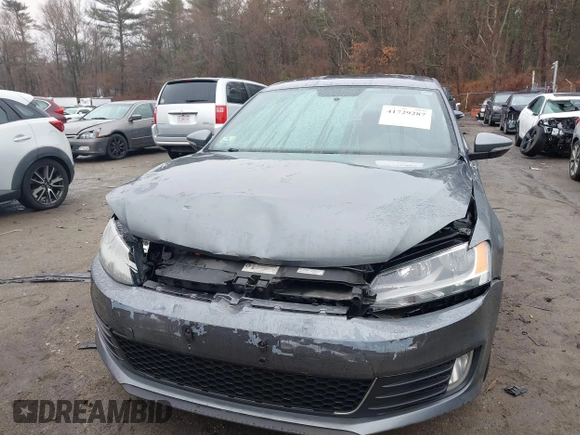 2012 Volkswagen Jetta GLI Autobahn with VIN 3VW5A7AJ5CM410777, listed as a IAAI auction lot 41729287 with 116,427 mi miles and . Bid and sale history available at DreamBid. Image 12.