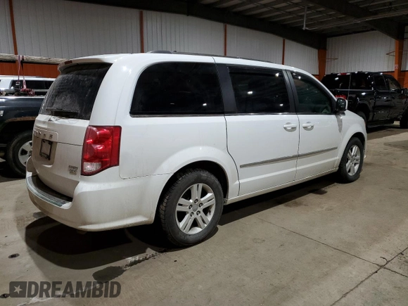 2017 Dodge Grand Caravan Crew Plus with VIN 2C4RDGDG0HR686411, listed as a Copart auction lot 43942305 with 200,408 mi miles and Clean Title. Bid and sale history available at DreamBid. Image 3.